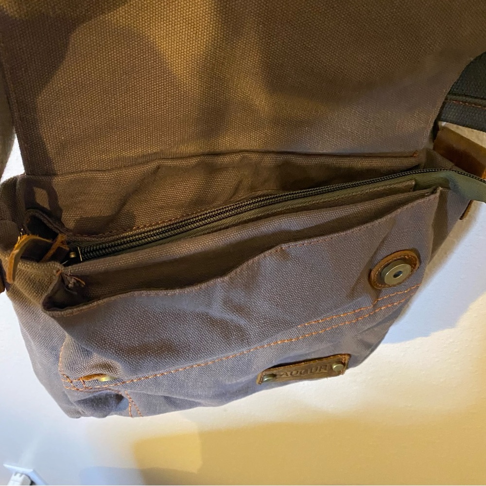 Augur Purse - Picture 3 of 7